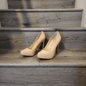 Jessica Simpson Parisah Platform Pumps NWOT